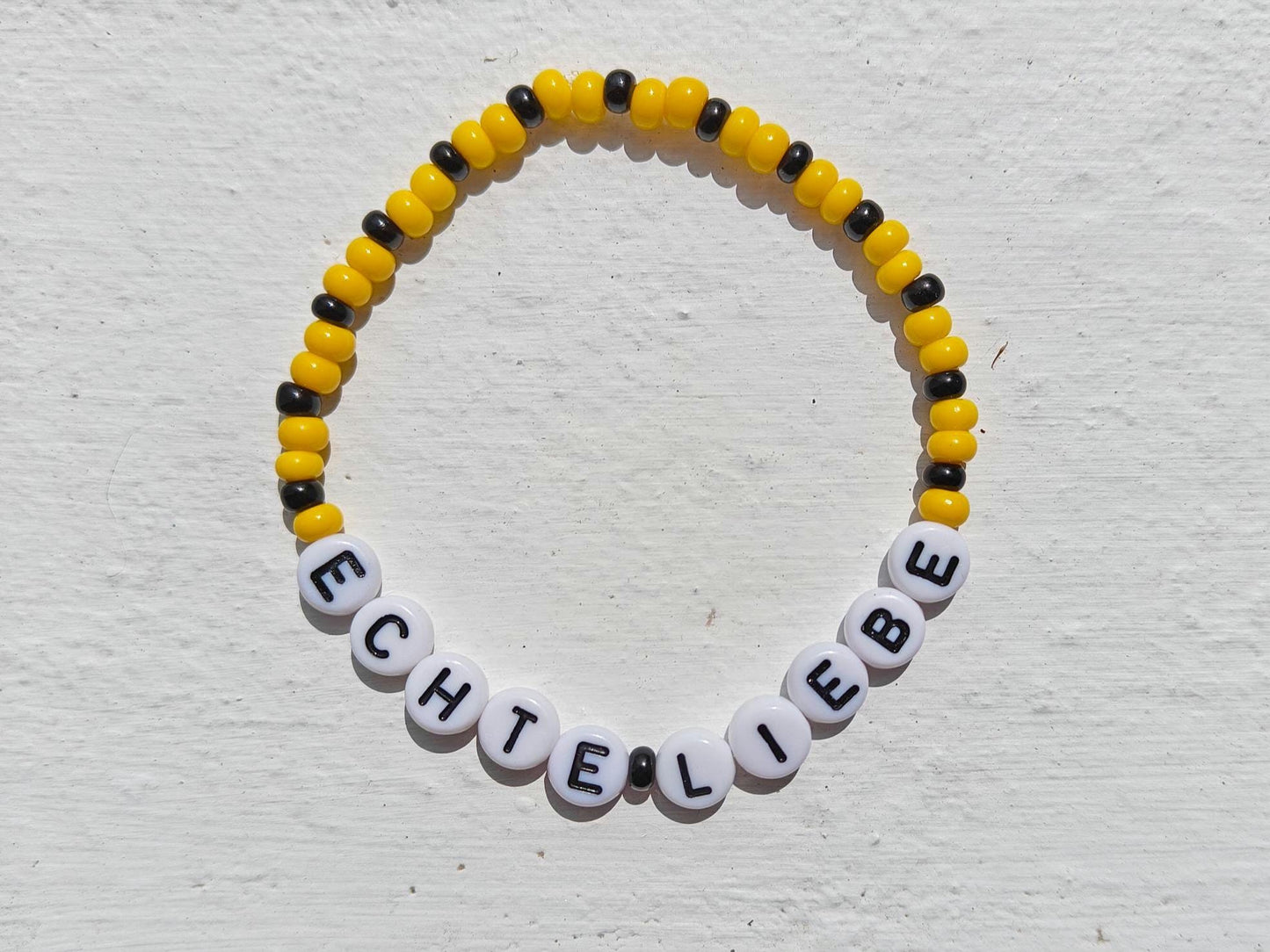 Borussia Dortmund Football "Echte Liebe" Beaded Bracelet – Handmade Black & Yellow Fan Jewellery with Free Shipping