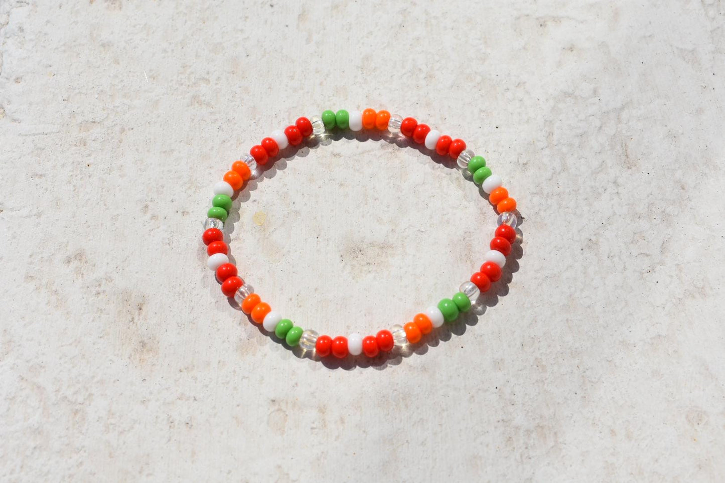 Create your own custom design of bead bracelet