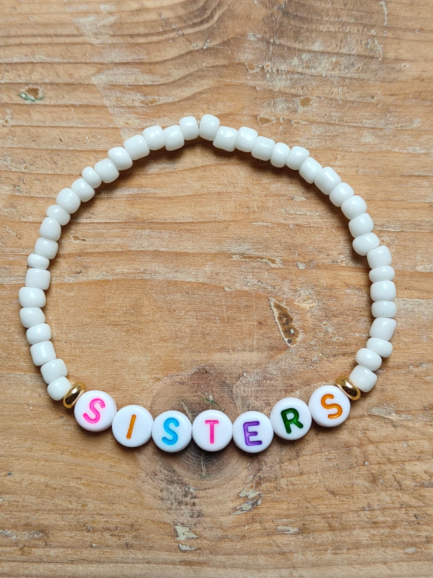 SISTERS Beaded Bracelet – Handmade White Letter Bead Friendship Gift for Sister, Personalized Jewelry with white seed beads