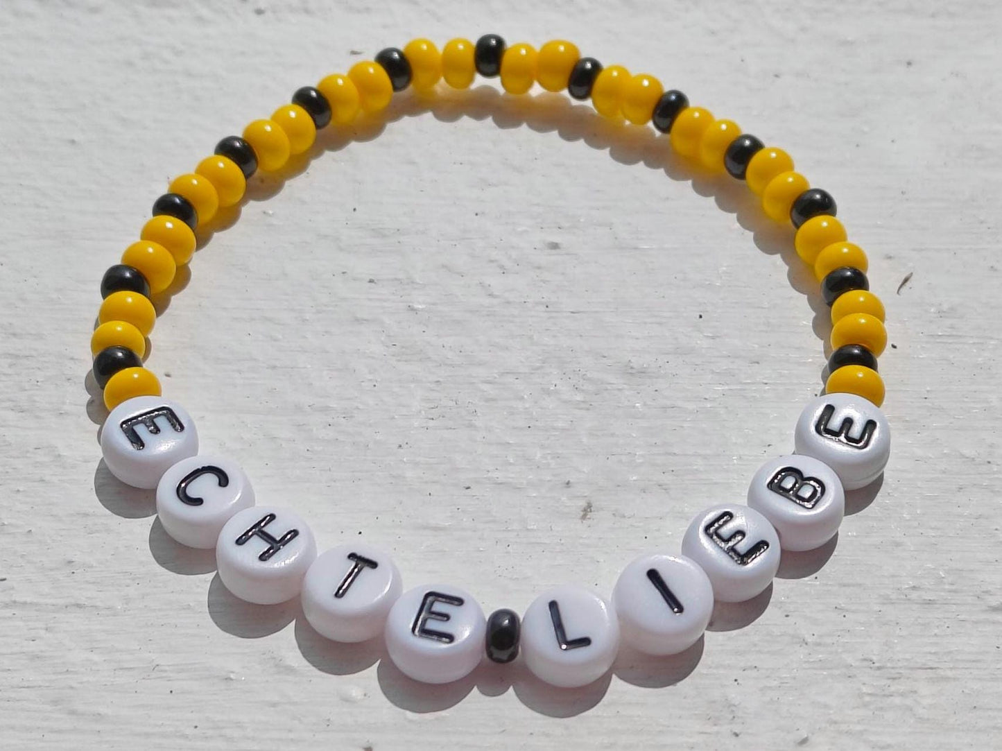 Borussia Dortmund Football "Echte Liebe" Beaded Bracelet – Handmade Black & Yellow Fan Jewellery with Free Shipping