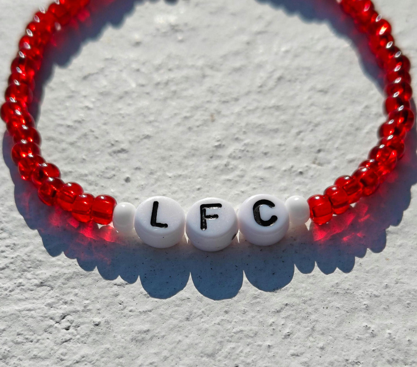 LFC Red Beaded Bracelet – Handmade Liverpool FC Fan Jewelry Gift with red class seed beads