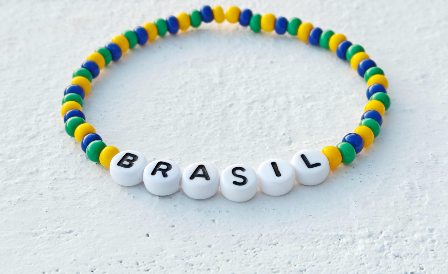 Brasil bead bracelet in yellow blue and green