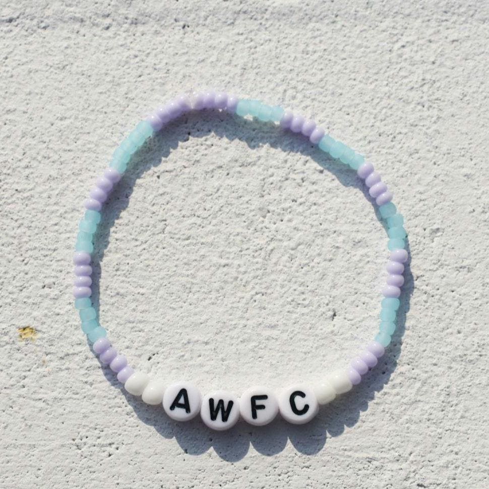 Arsenal womens football club glass or clay bead Bracelet, in new 24/24 third kit purple and blue colors on elastic stretch string