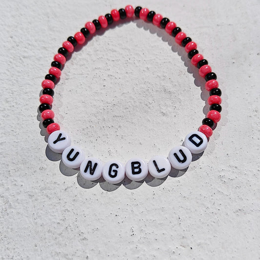 YUNGBLUD Beaded Bracelet – Handmade Red & Black Aesthetic Jewelry for Fans | Elastic Band | Gift for Rock Music Lovers