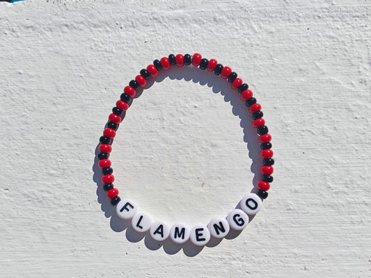 Flamengo Beaded Bracelet – Red & Black Handmade Football Fan Jewelry – Gift for Soccer Lovers