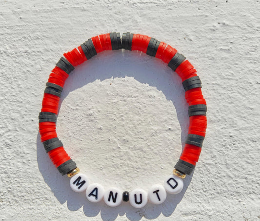 Manchester United football team clay bead bracelet in red and black with gold plated beads