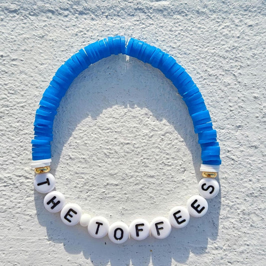 Everton The Toffees clay bead Bracelet in blue and white clay beads, with gold plated bead trim.
