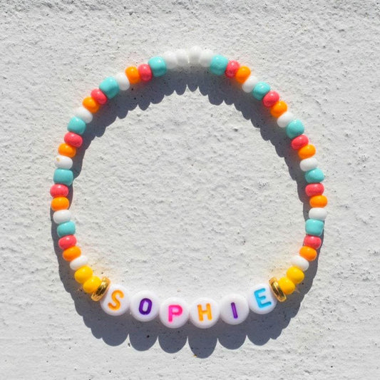 Colorful name bead bracelet with multicolored acrylic letter beads